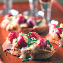 Smoked Chicken and Grape Bruschetta