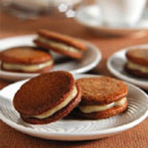 Dulce de Leche Sandwich Cookies