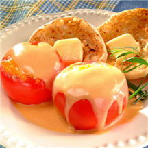 Egg-Stuffed Breakfast Tomatoes