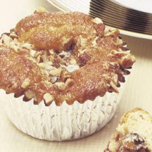 Cream-Filled Banana Cupcakes