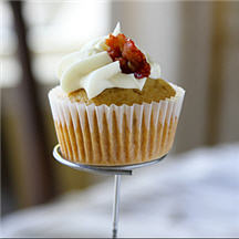 Maple Browned Butter Bacon Cupcakes