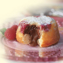 Chocolate Treasure Mini Raspberry Cakes