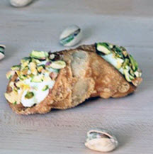 Cannoli Filled with Pistachio Ricotta