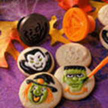 Decorating Halloween Cookies